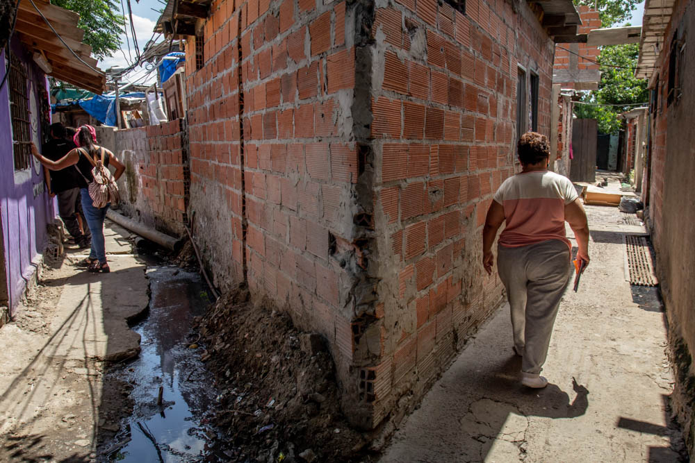 La vida adulterada. El Barrio Puerta 8, después de las cámaras