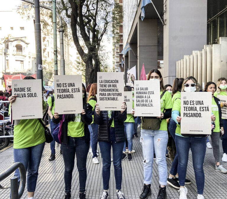 Otra semana de incendios sin ley: el Congreso vuelve a dilatar la Ley de Humedales