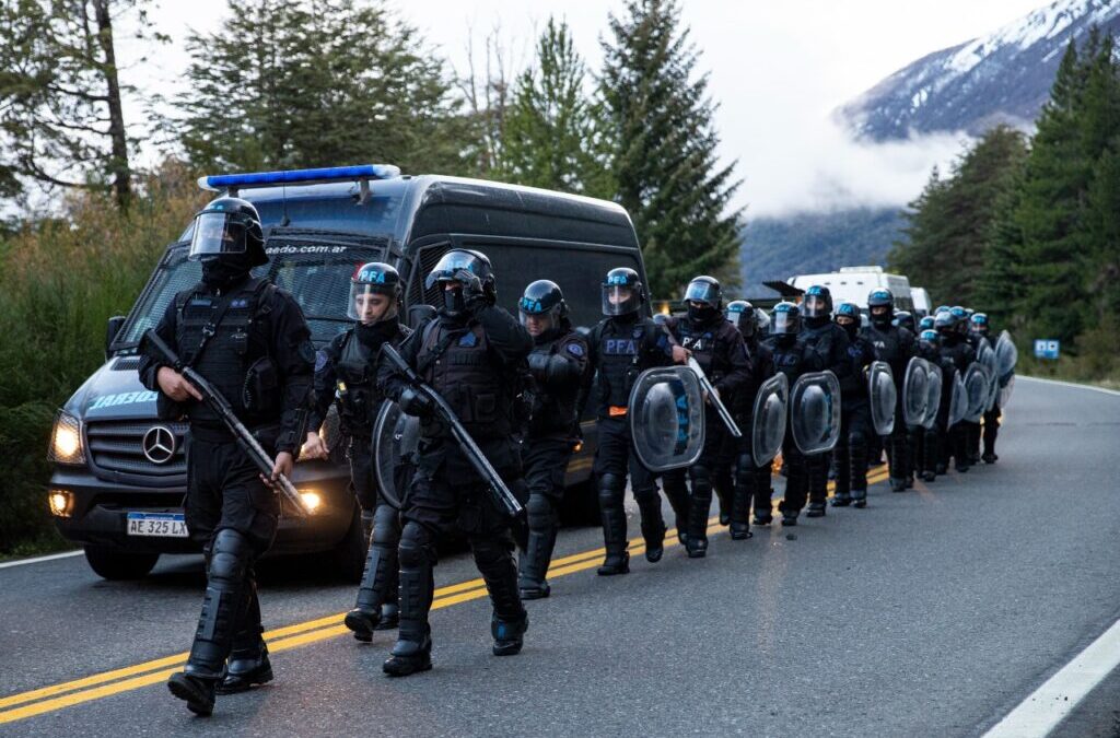 Mapuches en Bariloche: radiografía de una persecución